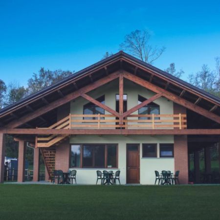 Agriturismo Altana Del Motto Rosso Gattico Exteriör bild