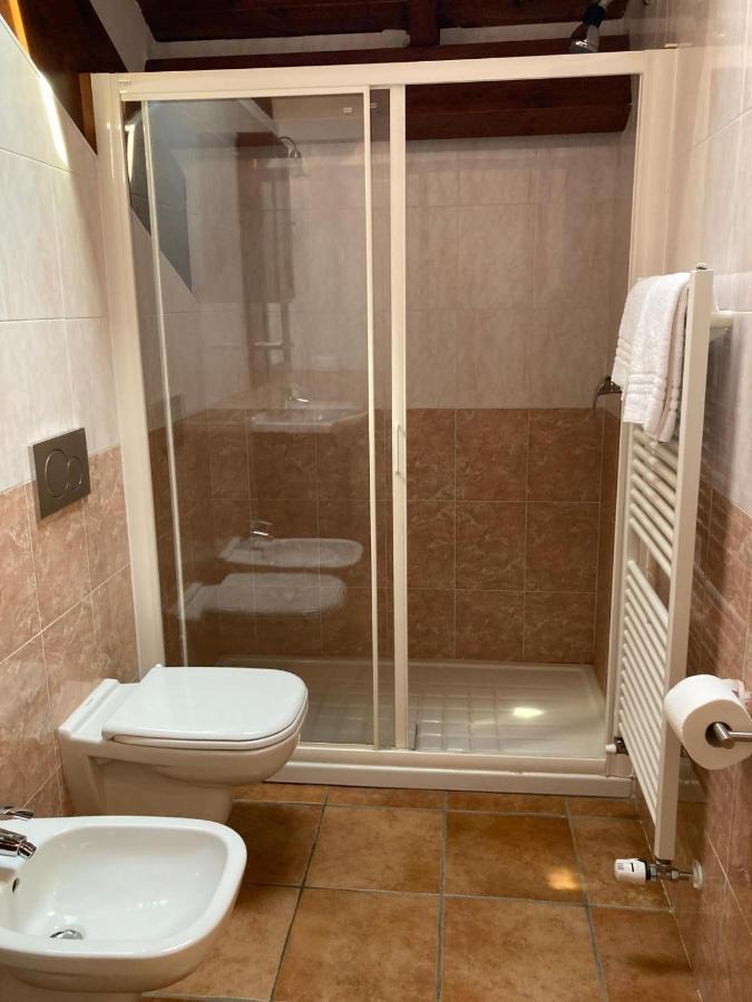 Agriturismo Altana Del Motto Rosso Gattico Exteriör bild