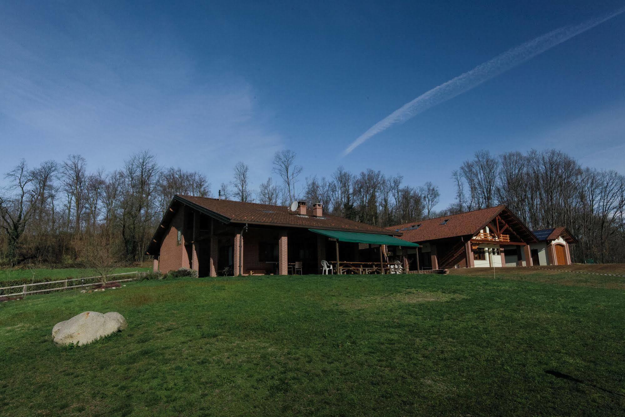 Agriturismo Altana Del Motto Rosso Gattico Exteriör bild