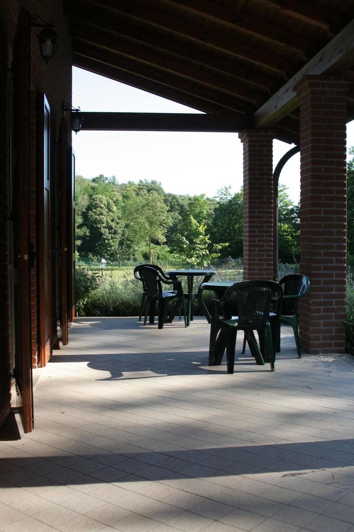 Agriturismo Altana Del Motto Rosso Gattico Exteriör bild